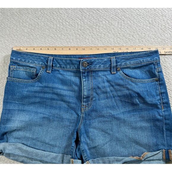 Tommy Hilfiger Womens Jean‎ Shorts Size 16 Blue Denim Rolled Cuff Hem - Picture 5 of 11